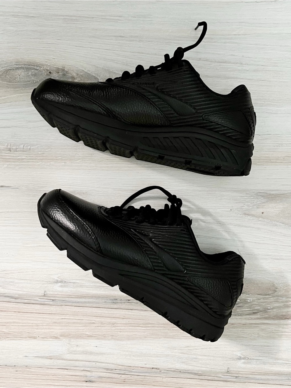Brooks Addiction Walker 2, 9 wide